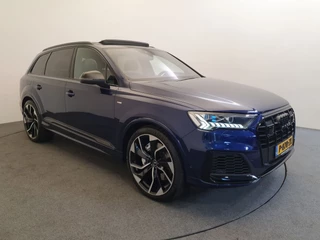 Audi Q7 Audi Q7 55 TFSI e quattro S-Line Panoramadak, Luchtvering, Wegklapbare Trekhaak, 23