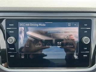 Volkswagen T-Roc Volkswagen T-Roc 1.5 TSI DSG R-LINE TREKHAAK/CAMERA/LEDER/BEATS-AUDIO/NAVI/ACC/CARPLAY - afbeelding nr 21