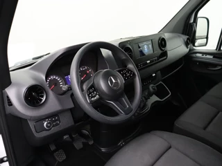 Mercedes-Benz Sprinter Mercedes-Benz Sprinter 317CDI L2H2 | Fabrieksgarantie | Navigatie | Camera | Cruise | Airco | 3-Persoons - afbeelding nr 3
