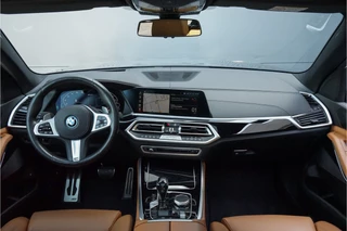 BMW X5 BMW X5 xDrive45e High Ex M-Sport Pro Shadow Pano Laser Luchtvering Trekhaak - afbeelding nr 2