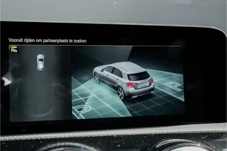 Mercedes-Benz A-Klasse Mercedes-Benz A-Klasse 250 Premium Plus AMG-Line Night Pano Burmester Ambiente - afbeelding nr 26