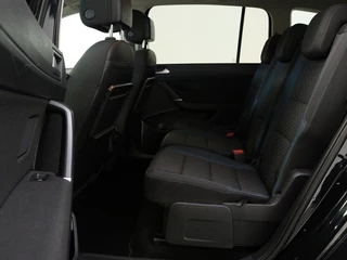 Volkswagen Touran Volkswagen Touran 1.0 TSI Comfortline | 7-persoons | Navigatie | Afn. Trekhaak | S - afbeelding nr 15