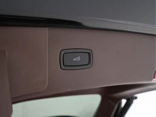 Porsche Cayenne (INCL-BTW) *PANO | CLUB-FULL-LEATHER | SOFT-CLOSE | MEMORY-PACK | SURROUND-VIEW | FULL-LED | NAVI-FULLMAP | AIR-SUSPENSION | DAB | DIGI-COCKPIT | PDC | CRUISE | SPORT-SEATS | 21