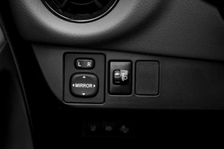 Toyota Yaris Toyota Yaris 1.5 Hybide | Navigatie | All Season | Camera (31946km!) - afbeelding nr 23
