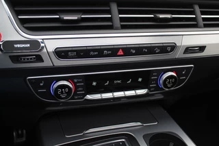 Audi SQ7 Audi SQ7 4.0 TDI quattro GRIJS KENTEKEN / Trekhaak / Panoramadak / 360Camera / Head-up / 23'' / Luchtvering / Keyless / Bose / Dodehoek / DAB / Apple CarPlay / Nachtzicht / Matrix LED / ACC / Stoelverwarming - afbeelding nr 34