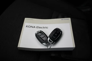 Hyundai Kona Hyundai Kona Electric Fashion 64 kWh - Carplay, Camera, Cruise - afbeelding nr 22