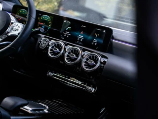 Mercedes-Benz CLA Mercedes CLA-klasse 250e AMG|PANO|CAMERA|ACC|SFEERV.|19'' - afbeelding nr 30