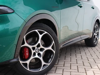 Alfa Romeo Tonale Alfa Romeo Tonale 1.5 MHEV 160 PK Turbo Veloce | Leder | Winter | 360Camera | 19