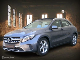 Mercedes-Benz GLA 200 - panodak - LED - 12 mnd gar - 2e set wielen