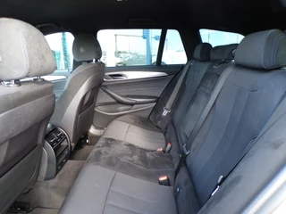 BMW 5 Serie BMW 5 Serie Touring 530i High Executive M-Sport, Full LED / Trekhaak / Camera + Sensoren / Stoelverwarming / 18' Sportvelgen - afbeelding nr 7