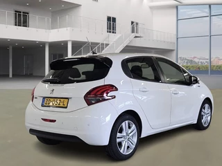 Peugeot 208 Peugeot 208 1.2 PT SIGNATURE + AIRCO/APPLE CARPLAY/ANDROID AUTO/PDC/CRUISE - afbeelding nr 3
