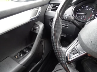 Škoda Octavia Škoda Octavia 1.0 TSI GRT AMB BNS-Navi-Blth-Media-Cruise-Usb-Clima - afbeelding nr 8