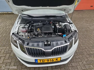 Škoda Octavia Skoda Octavia Combi 1.0 TSI Style Business Sport DSG-7. Vol! - afbeelding nr 38
