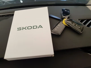 Škoda Octavia Škoda Octavia Combi 1.4 TSI 204pk DSG/AUT iV PHEV Business Edition Wegklapbare trekhaak, Camera - afbeelding nr 23