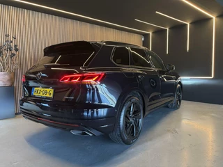 Volkswagen Touareg Volkswagen Touareg 3.0 TSi 4MOTION R PANO 360 462pk - afbeelding nr 59