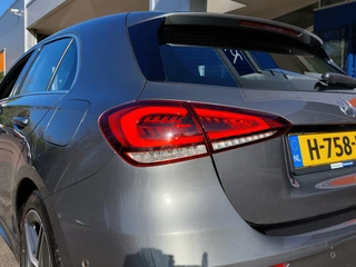 Mercedes-Benz A-Klasse 180 136pk Automaat Business Solution AMG | Origineel NL | Navi | Apple Carplay+Android Auto | Clima | Cruise | Led Koplampen | Pdc V+A+Assist+Camera | Stoelverwarming | 18''lm - afbeelding nr 49