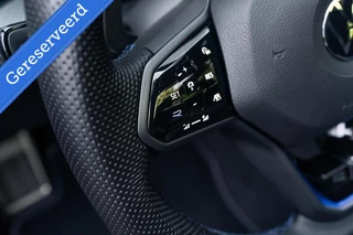 Volkswagen Golf Volkswagen Golf 2.0 TSI R 4Motion Performance Akrapovic HUD - afbeelding nr 32