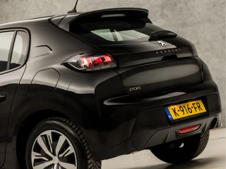 Peugeot 208 Peugeot 208 1.2 PureTech Sport (APPLE CARPLAY, GROOT NAVI, PARKEERSENSOREN, SPORTSTOELEN, LED KOPLAMPEN, LANE ASSIST, CRUISE, NIEUWSTAAT) - afbeelding nr 11