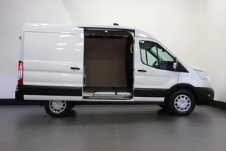 Ford Transit Ford Transit 2.0 TDCI 130PK L2H2 EURO 6 - A/C Climate - Navi - Cruise - PDC - € 20.900,- Excl. - afbeelding nr 17