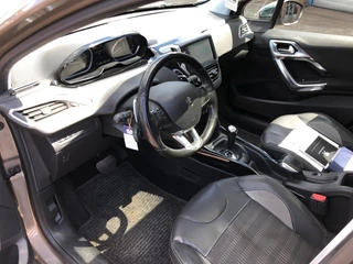 Peugeot 2008 Peugeot 2008 1.2 PURETECH ALLURE - afbeelding nr 15