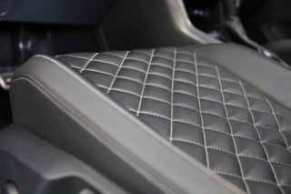 Volkswagen T-Roc Volkswagen T-Roc Cabrio 1.5 TSI R-Line / AUT / Acc / Digital Cockpit / Lane Assist / Dode Hoek / Leder / Camera / Navi / 20 Inch - afbeelding nr 9