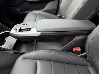 BMW iX1 BMW iX1 eDrive20 67 kWh 204pk | X-Line | Travel Pack  | Innovation Pack | Adaptieve cruise controle | HiFi System Harman Kardon | Panoramadak | Head up Display - afbeelding nr 28