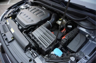 Volkswagen Polo Volkswagen Polo 2.0 TSI GTI Aut7 | PANORAMA | IQ DRIVE | KEYLESS | BEATS | Apple Carplay | Adaptieve cruise control + Lane Departure PLUS (Travel assist) | LED GRILL | Sfeerverlichting - afbeelding nr 54