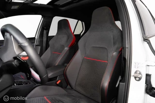 Volkswagen Golf Volkswagen Golf 2.0 TSI GTI Clubsport PANO|ACC|CARPLAY|LED - afbeelding nr 15