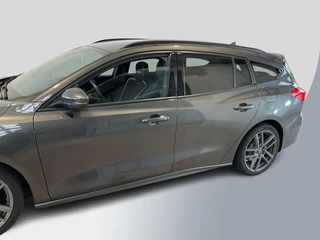Ford Focus Ford Focus Wagon 2.3 EcoBoost ST-3 | Adaptive cruise control | Adaptive LED |  Trekhaak | Winter Pack | Bang&Olufsen | Elektrische achterklep | Head up Display - afbeelding nr 3