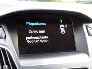 Ford Focus Ford Focus 1.0 Titanium Edition met Navi en WinterPack - afbeelding nr 18