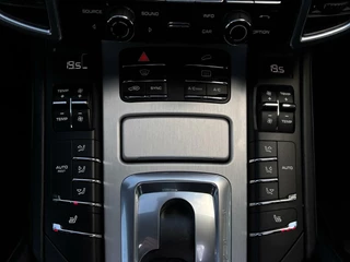 Porsche Cayenne Porsche Cayenne 3.6 GTS | Panoramadak | Bose | Sportchrono | Navi | Camera | Stoelverwarming Voor/Achter | Verwarmd Stuurwiel | LED | - afbeelding nr 32