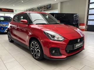 Suzuki Swift Suzuki Swift 1.4 Sport Smart Hybrid [ ADAPTIEVE CRUIS I CLIMA I CAMERA & STOE - afbeelding nr 28