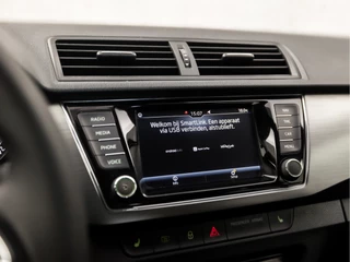 Škoda Fabia (APPLE CARPLAY, NAVIGATIE, CLIMATE, STOELVERWARMING, SPORTSTOELEN, PARKEERSENSOREN, CRUISE, DAB+, LM VELGEN, NIEUWSTAAT) - afbeelding nr 25