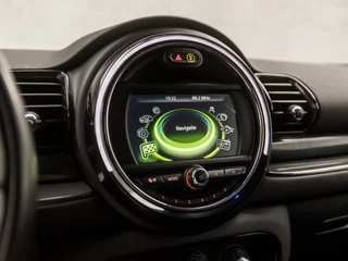 MINI Clubman Automaat (NAVIGATIE, CLIMATE, STOELVERWARMING, GETINT GLAS, SPORTSTOELEN, CRUISE, PARKEERSENSOREN, NIEUWSTAAT) - afbeelding nr 22