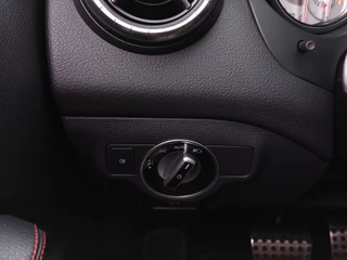 Mercedes-Benz CLA 180 122pk Automaat Ambition AMG-Line | Origineel NL | Navi | Bi-Xenon | Airco | Cruise | Bluetooth Carkit+Streaming | Pdc V+A+Assist | Licht+Regensensor | 18''lm - afbeelding nr 22