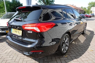 Ford Focus Ford Focus 1.0 EBH ST L. XBNS - afbeelding nr 2