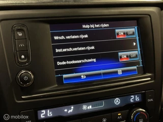 Renault Kadjar Renault Kadjar 1.2 TCe BlackEdition BOSE LEDER TREKHK STOELV - afbeelding nr 18