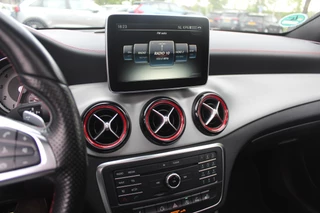 Mercedes-Benz CLA Mercedes-Benz CLA Shooting Brake 250 OrangeArt Edition / Camera / Panoramadak / Memory seats / 18'' / Leder / Groot Navi. / Dodehoek / Nightpakket / Stoelverwarming / Cruise Control - afbeelding nr 19