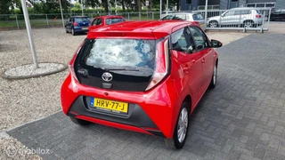 Toyota Aygo Toyota Aygo 1.0 VVT-i x   Isofix , airco , Bluetooth, Cruise control - afbeelding nr 4