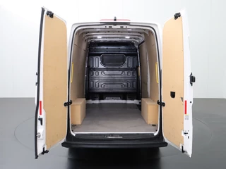 MAN TGE | Airco | Cruise | 3-Persoons | 270 Graden deuren | Betimmering - afbeelding nr 4
