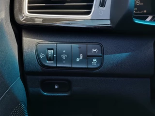 Kia Niro Kia Niro 1.6 GDi 105pk Hybrid ExecutiveLine | Navi | Clima | Adap.Cruise | Leder+Verwarmd+Geventileerd+Elek.Verstel | UBL Sound | Keyless Entry | Dodehoek+Rijstrooksensor | Pdc V+A+Camera | 18''lm - afbeelding nr 22
