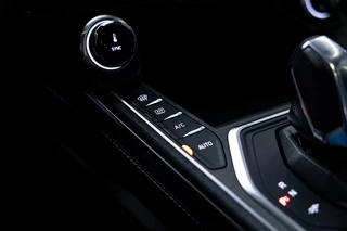 Lynk & Co 01 Lynk & Co 01 1.5 PHEV | Pano | Carplay | Parkeerhulp | 360 Cam | - afbeelding nr 43