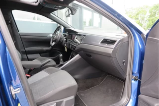 Volkswagen Polo Volkswagen Polo 1.0 TSI 95pk 2x R-Line , Virtual cockpit, Panorama schuifdak , Led , Navi , Carplay . LMV PDC etc. . - afbeelding nr 26