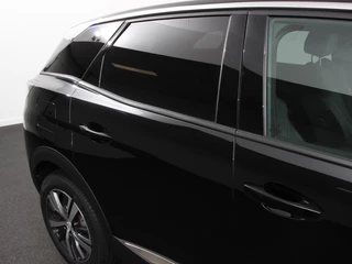 Peugeot 3008 Peugeot 3008 1.2 PureTech Allure Climate control Adaptive cruise control Achteruitrijd camera Parkeersensoren Verwarmde voorstoelen LED Navigatie Apple Carplay/ Android Auto - afbeelding nr 33