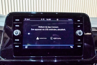 Volkswagen T-Roc Volkswagen T-Roc 1.5 TSI R-Line Beats|Navi|ACC|Pano|Trekhaak - afbeelding nr 26