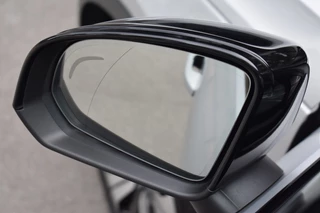 Volvo C40 Volvo C40 Twin Intro Edition 408pk/78kWh AWD | Trekhaak | Getint glas - afbeelding nr 11
