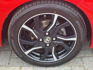 Toyota Yaris Toyota Yaris 1.3 VVT-i Dynamic - afbeelding nr 9
