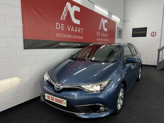 Toyota Auris Toyota Auris 1.8 Hybrid Executive - NAVI/LED/PANO/CAMERA/NAP - afbeelding nr 2