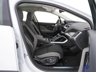 Jaguar I-PACE (INCL-BTW) Aut. *DIGI-COCKPIT | MATRIX-LED | MICROFIBRE | MERIDIAN-AUDIO | SURROUND-VIEW | KEYLESS | LANE-ASSIST | BLIND-SPOT | CRUISE | DAB | MEMORY-PACK | CCS-FASTLOADER | SPORT-SEATS | 22