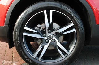 Volvo XC40 Volvo XC40 1.5 T3 R-Design, Pano, Trekhaak, Winterset, Pdc + camera, 360 vieuw, Stoel/stuur verwarming, Keyless, Carplay, Donkerglas, Harman kardon, Clima, Navi, Elektrische achterklep. - afbeelding nr 38